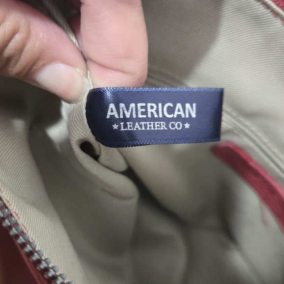 AMERICAN LEATHER CO. Dayton Quilted Leather Crossbody Bag Purse Red - Picture 8 of 12